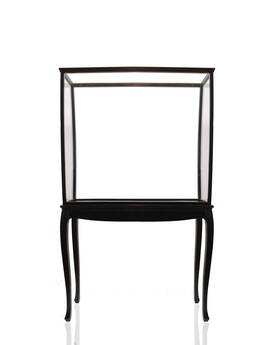 Homeroots 364379 14 Black And Clear Glass Standard Display Stand