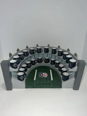 The Encore Group Inc 785275621562 Vintage 2000 Nfl La/stl Rams Ceramic/resin Stadium Display With 24 Mini Mugs